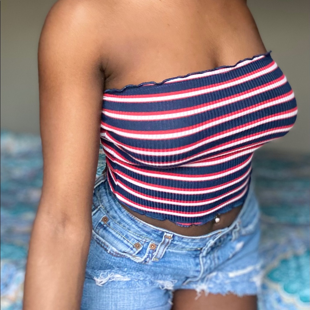 Ambiance Striped Crop Top 💋💙 Y2K